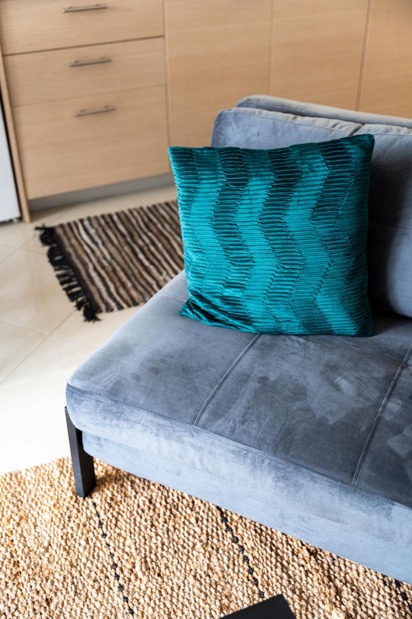 Pomegranate Luxury Penthouse Maisonette With Beautiful Terrace & Free Parking By Binobi ! Soluň Exteriér fotografie