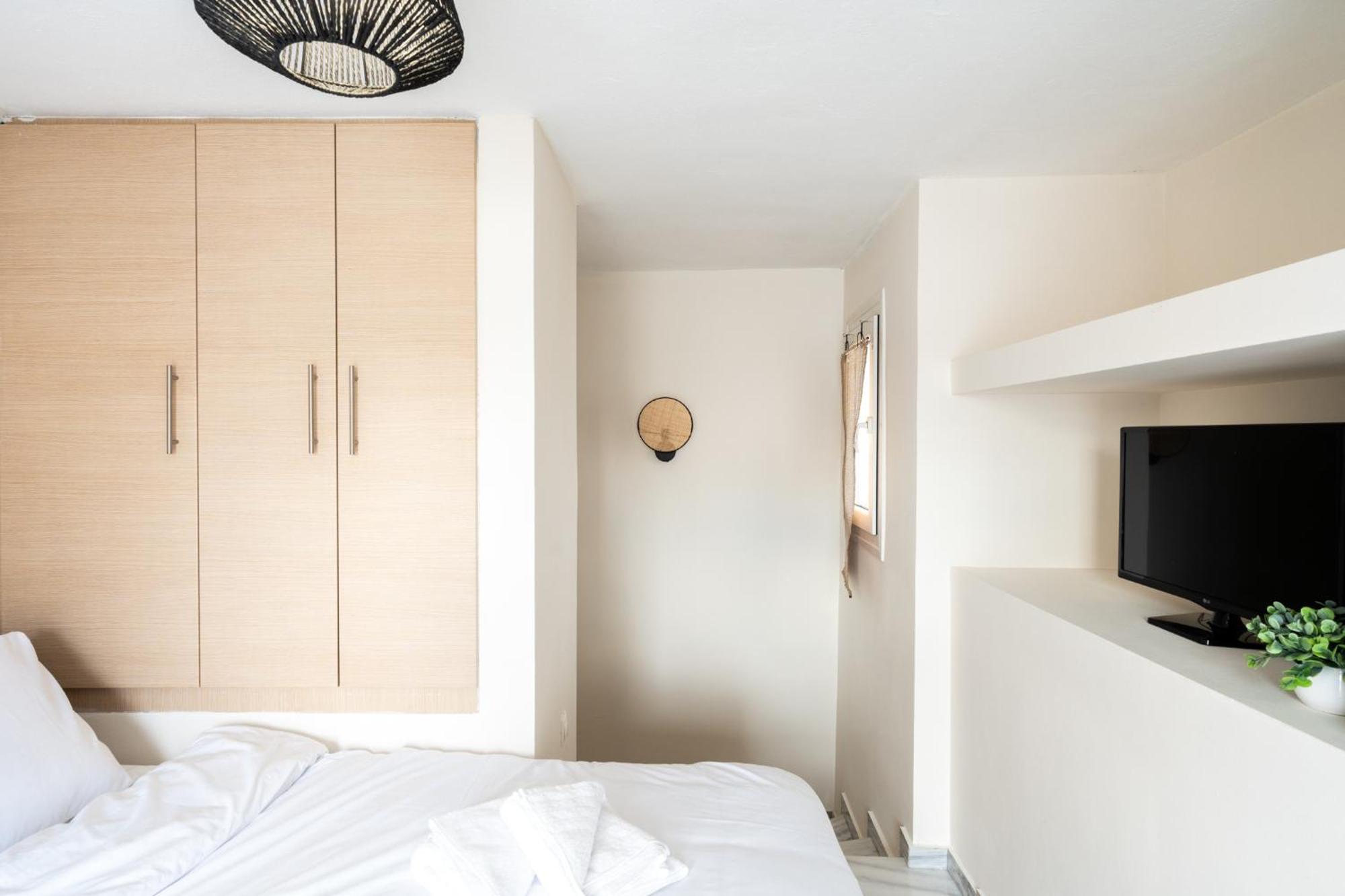 Pomegranate Luxury Penthouse Maisonette With Beautiful Terrace & Free Parking By Binobi ! Soluň Exteriér fotografie