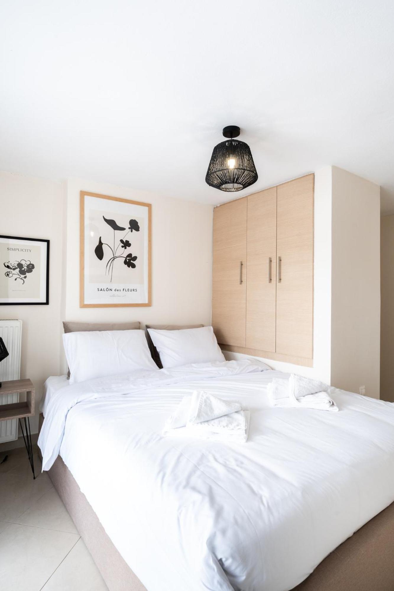 Pomegranate Luxury Penthouse Maisonette With Beautiful Terrace & Free Parking By Binobi ! Soluň Exteriér fotografie